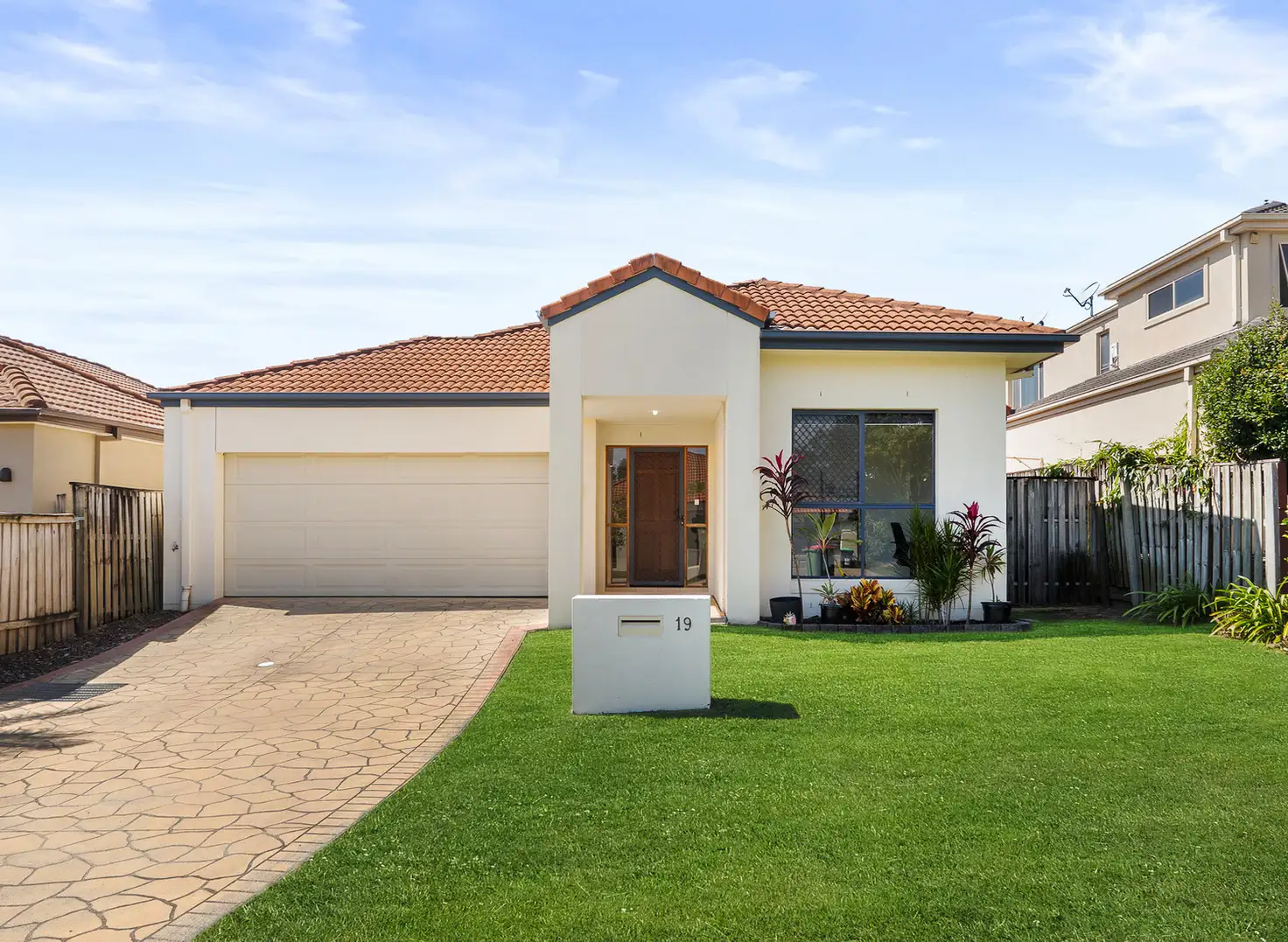 Main view of Homely house listing, 19 Majorca Crescent, Varsity Lakes QLD 4227