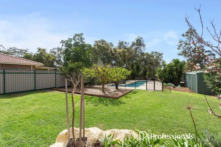 21 Landers Road, Lesmurdie WA 6076