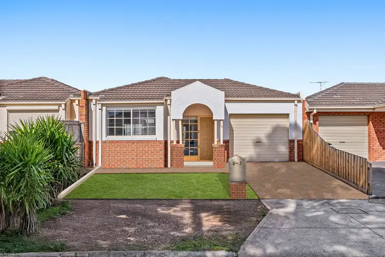 2/5 Morgan Court, Hillside VIC 3037