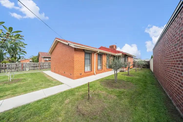 45 Rautman Crescent, Sunshine West VIC 3020