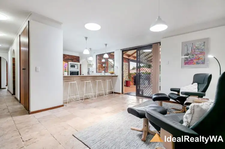 72 The Escarpment, Willetton WA 6155