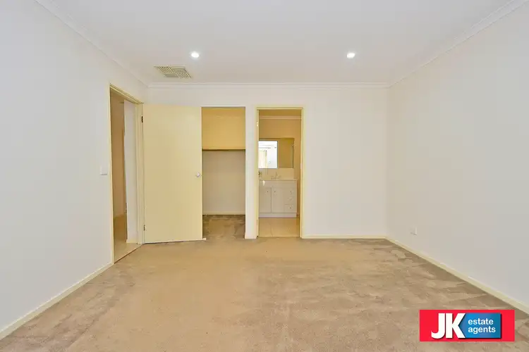 Second view of Homely house listing, 4 Toulouse Crescent, Hoppers Crossing VIC 3029