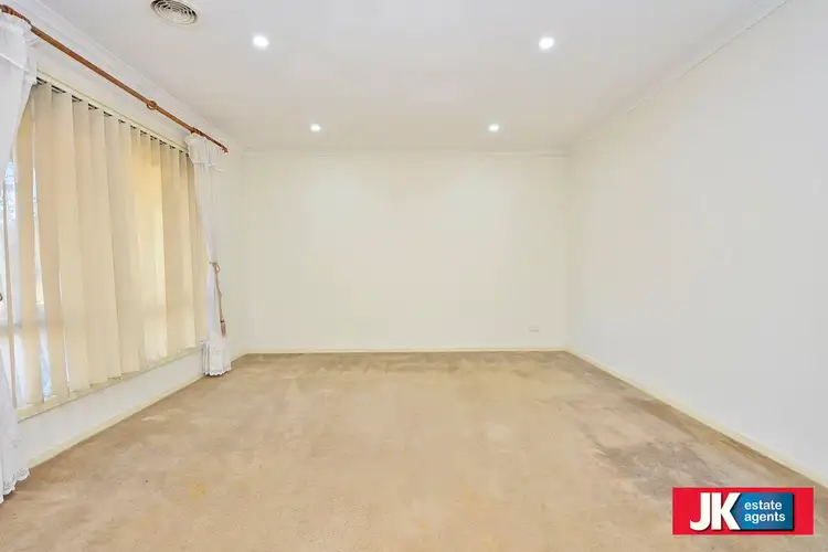 Fourth view of Homely house listing, 4 Toulouse Crescent, Hoppers Crossing VIC 3029