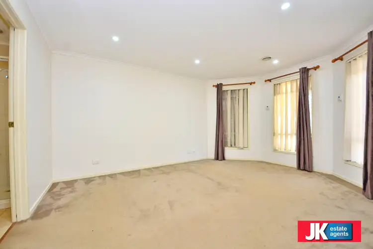 Fifth view of Homely house listing, 4 Toulouse Crescent, Hoppers Crossing VIC 3029