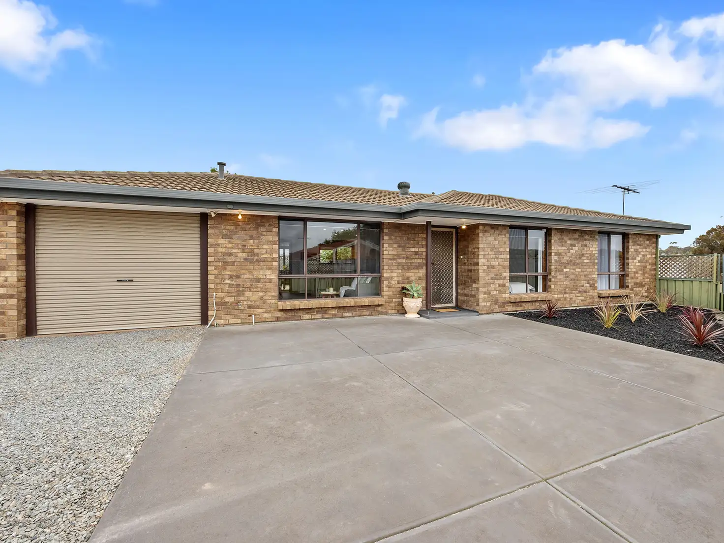 Main view of Homely house listing, 5 Cashel Court, Huntfield Heights SA 5163