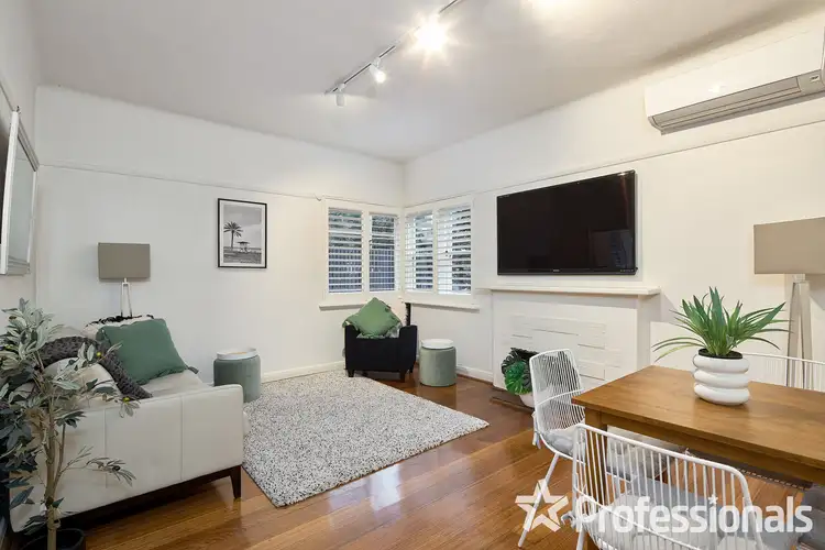 1/27 Eildon Road, St Kilda VIC 3182