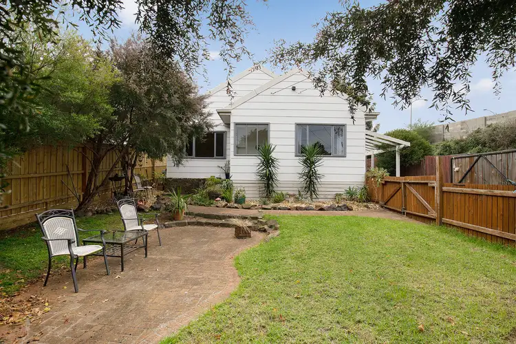 113 Beach Street, Frankston VIC 3199