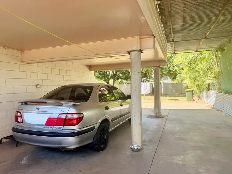 Second view of Homely house listing, 5 FLOHR Drive, Moranbah QLD 4744