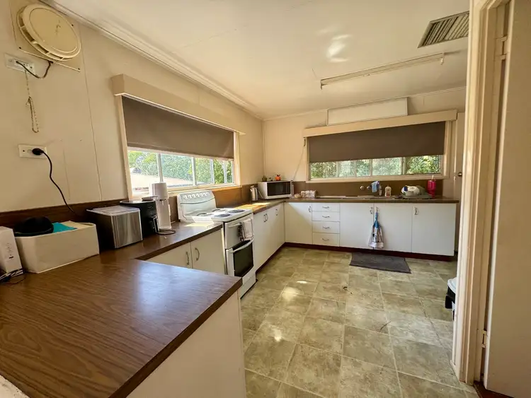 Sixth view of Homely house listing, 5 FLOHR Drive, Moranbah QLD 4744