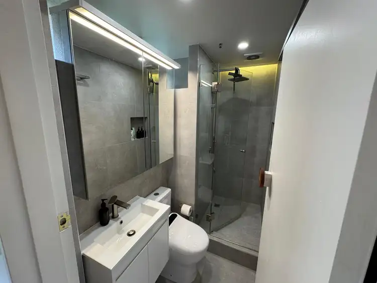 Fourth view of Homely studio listing, 13/33 Grey Street, St Kilda VIC 3182