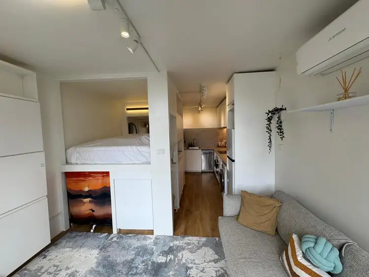 Sixth view of Homely studio listing, 13/33 Grey Street, St Kilda VIC 3182