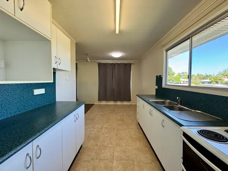 Seventh view of Homely house listing, 2 CONNOR Drive, Moranbah QLD 4744