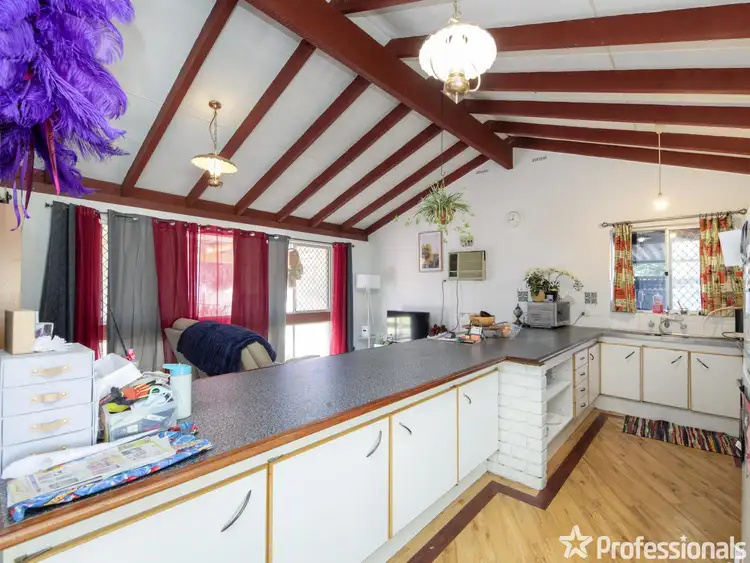 Sixth view of Homely house listing, 2 Allamanda Way, Forrestfield WA 6058