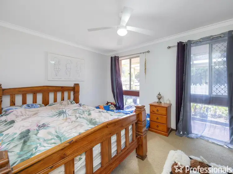 Seventh view of Homely house listing, 2 Allamanda Way, Forrestfield WA 6058
