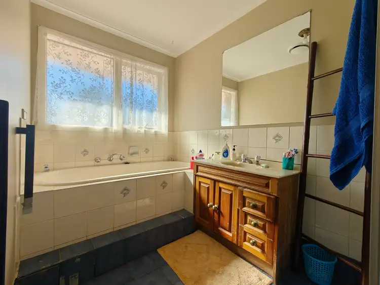 Sixth view of Homely house listing, 1 Durham Court, Dandenong North VIC 3175