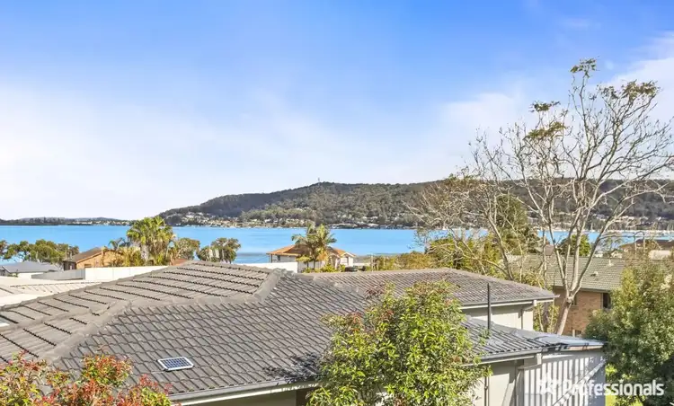 1A Noonan Point Avenue