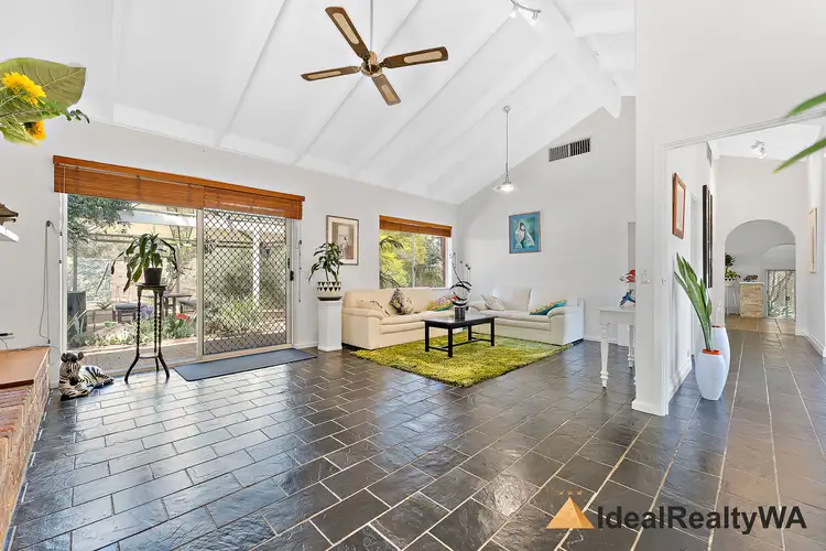 23 Farleigh Drive, Willetton WA 6155