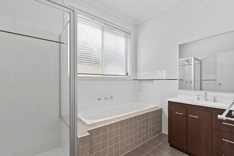 Fifth view of Homely house listing, 8 Fawkner Place, Caroline Springs VIC 3023