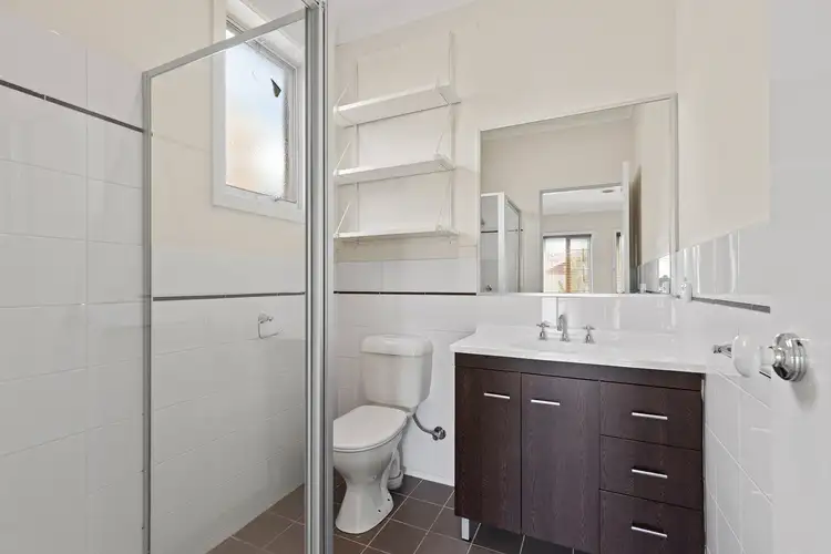 Seventh view of Homely house listing, 8 Fawkner Place, Caroline Springs VIC 3023