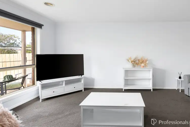 Fourth view of Homely house listing, 40 Brindalee Way, Hillside VIC 3037