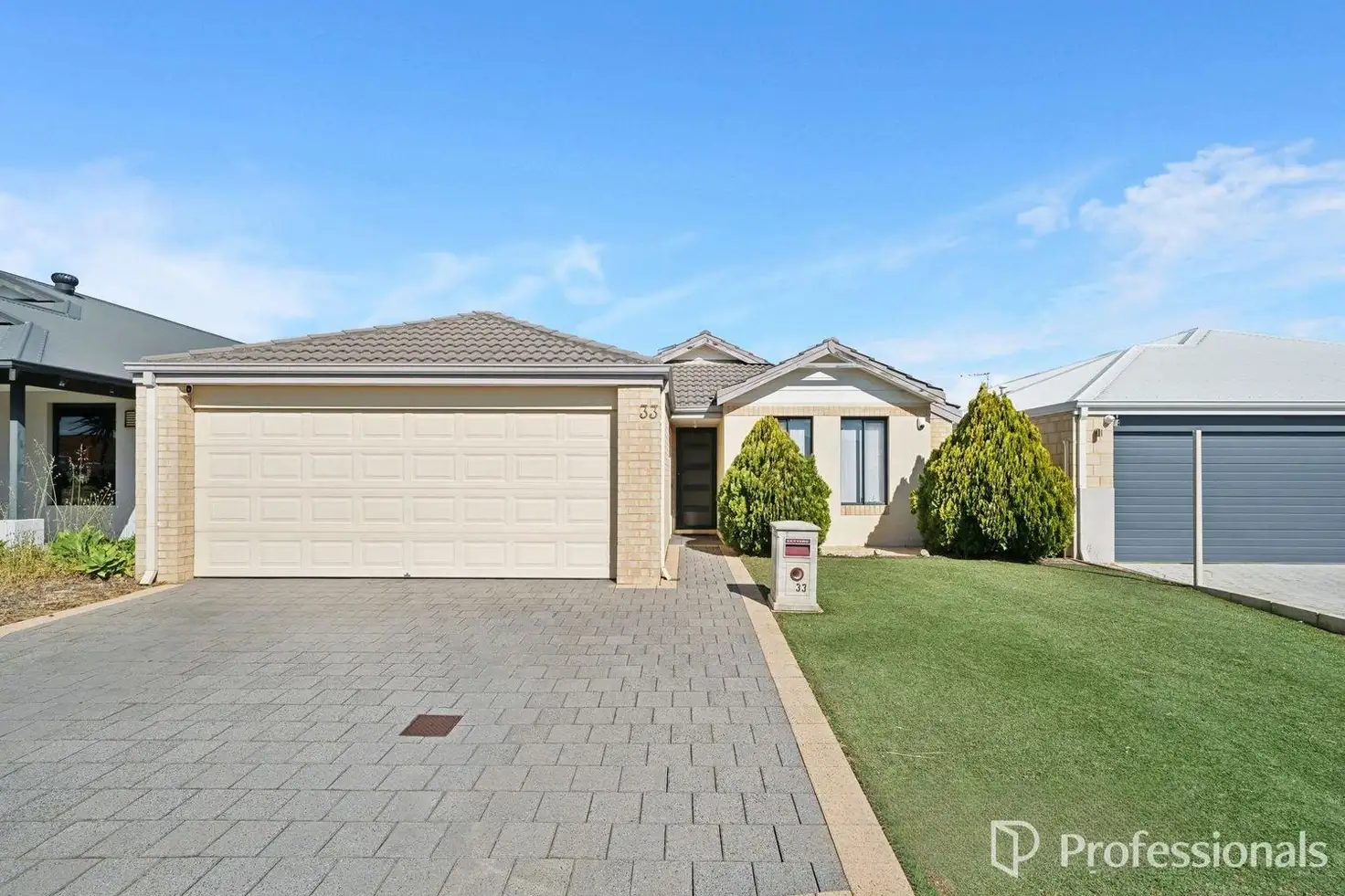 Main view of Homely house listing, 33 Marloo Street, Wattle Grove WA 6107