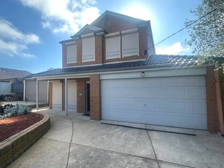 12 Dunraven Court, Sydenham VIC 3037