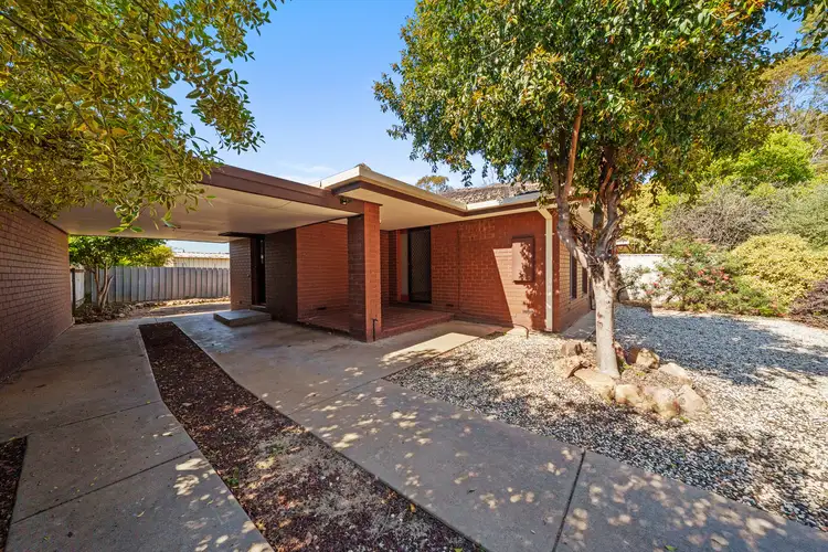 2/33 Baker Crescent, Mooroopna VIC 3629
