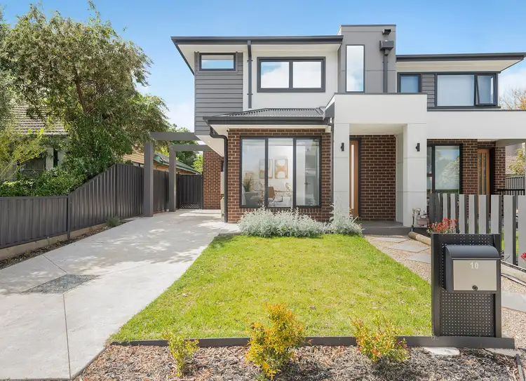 10 Ricky Court, Mooroolbark VIC 3138