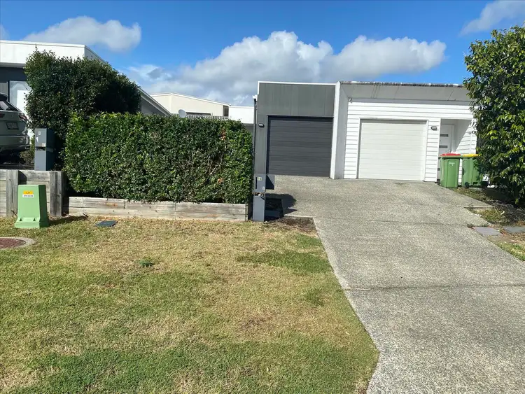 1/10 Loft Court, Pimpama QLD 4209