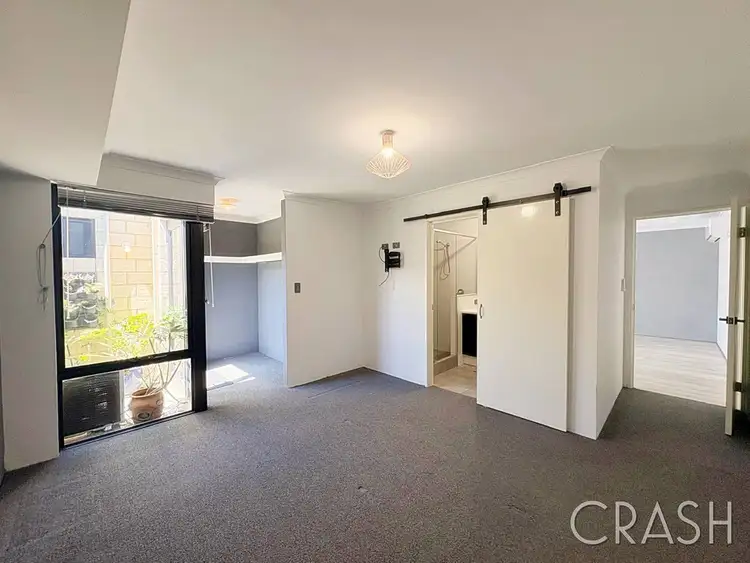 Fifth view of Homely house listing, 4 Impressa View, Piara Waters WA 6112