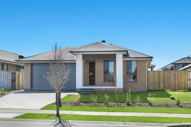 24 Warbler Avenue, Aberglasslyn NSW 2320