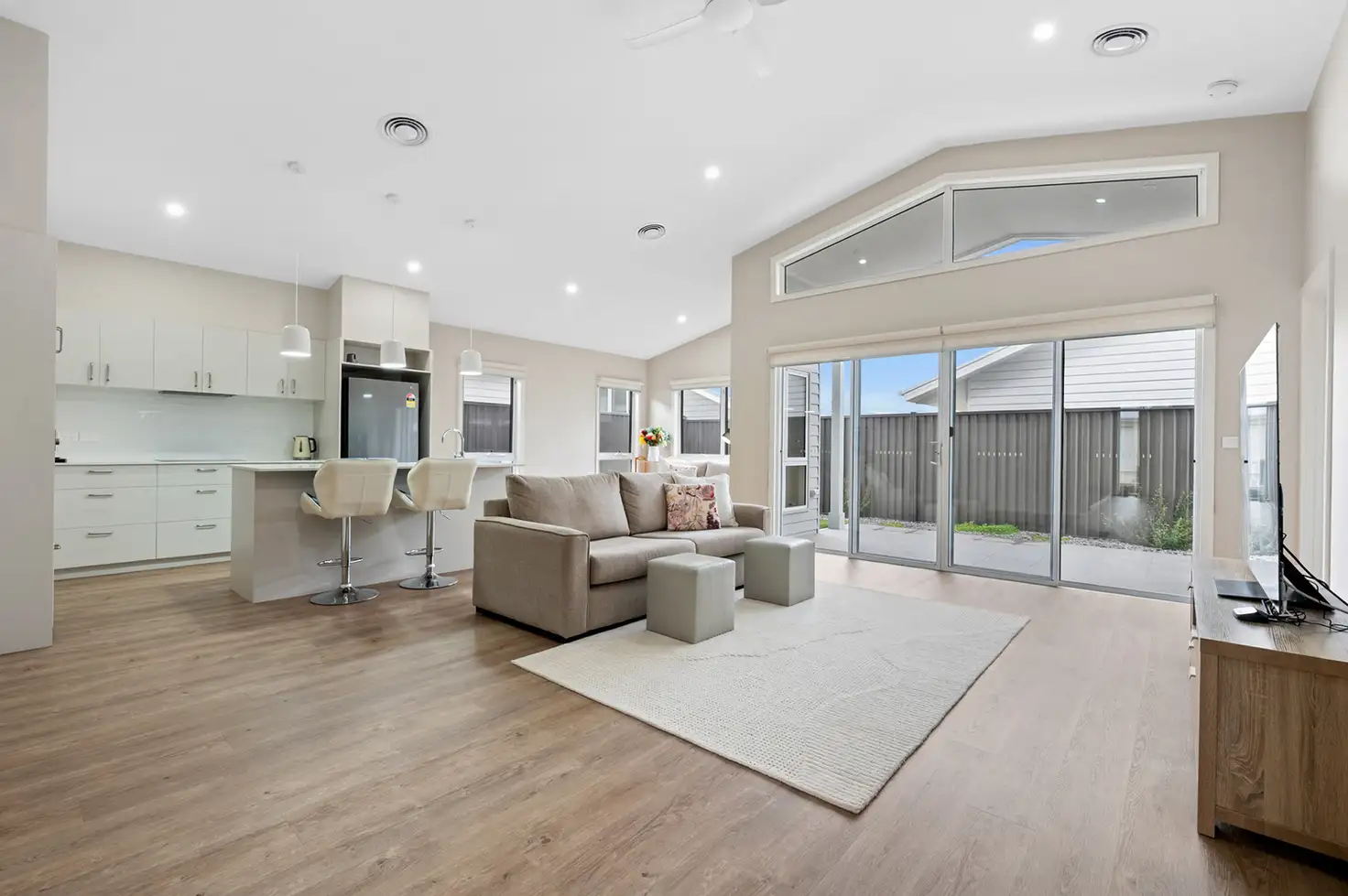 Main view of Homely retirement listing, 122/65 Eleanor Drive, Lucas VIC 3350