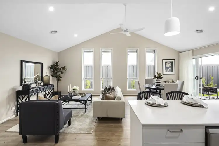 Macedon/60, Watt Street, Lara VIC 3212