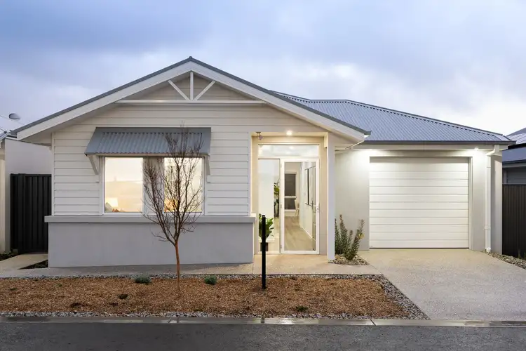 Gippsland/65 Eleanor Drive, Lucas VIC 3350