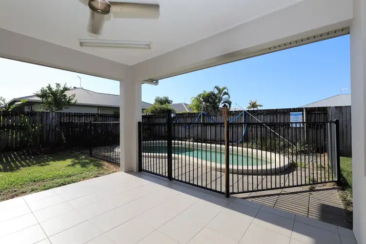 17 Disney Street, White Rock QLD 4868
