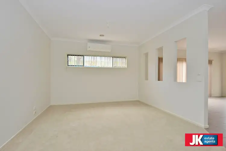 Fifth view of Homely house listing, 4 Kingbird Avenue, Tarneit VIC 3029