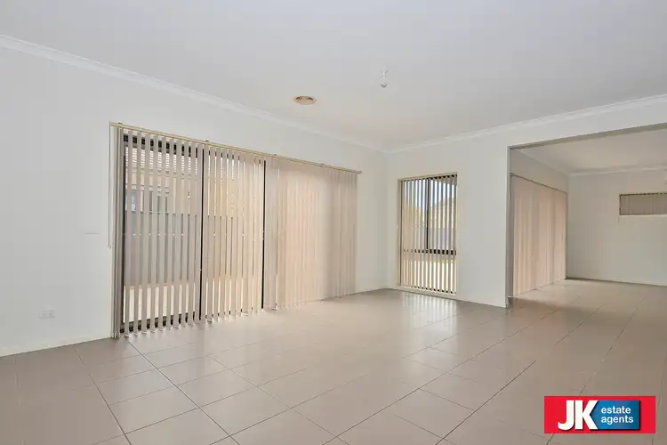 Sixth view of Homely house listing, 4 Kingbird Avenue, Tarneit VIC 3029