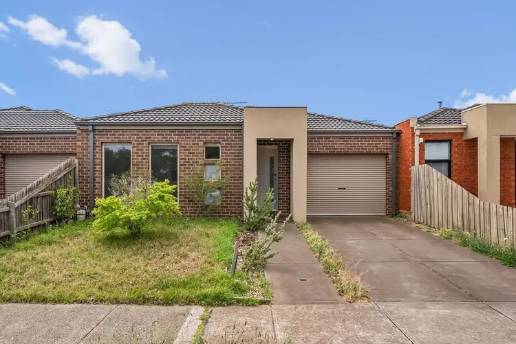 17 Lucas Terrace, Taylors Hill VIC 3037