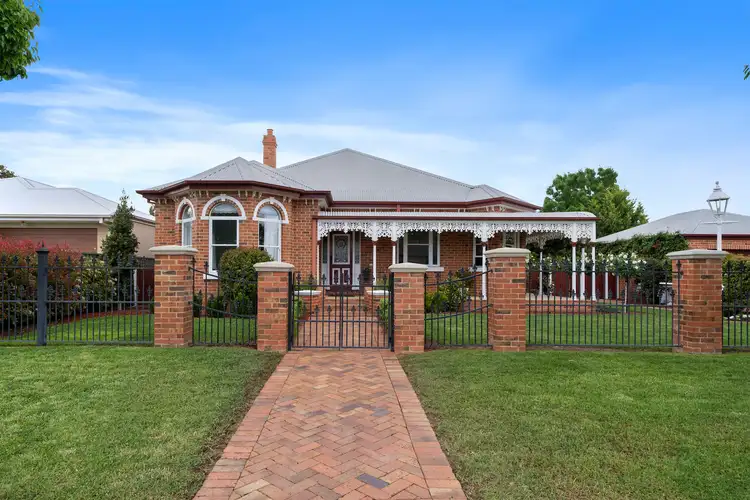 19 Guseli Court, Kialla VIC 3631