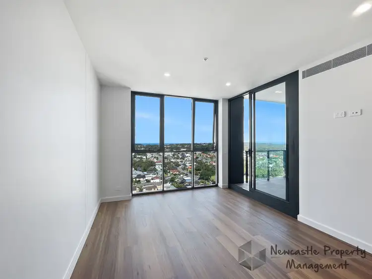 1204/4 Charles Street, Charlestown NSW 2290