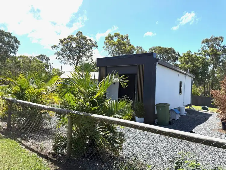 5 Francis Street, Macleay Island QLD 4184