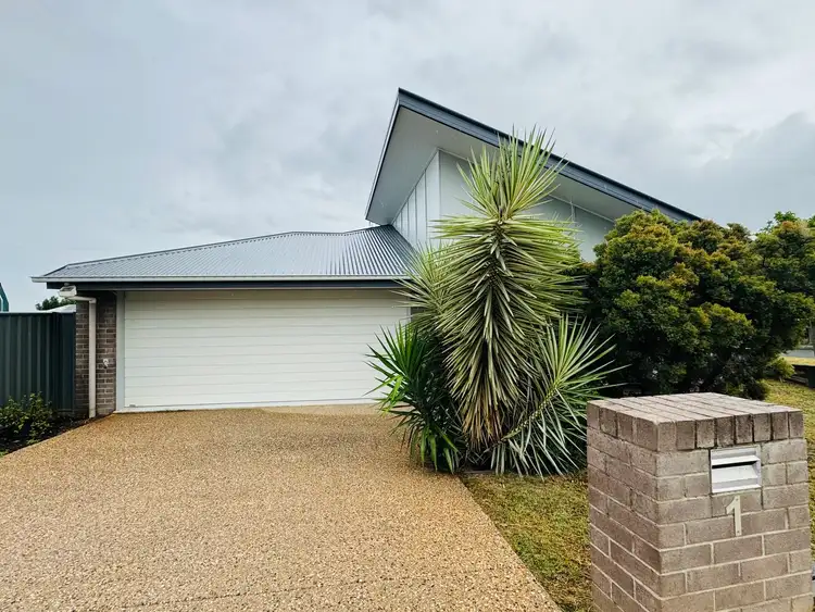 1 FINCH Street, Moranbah QLD 4744