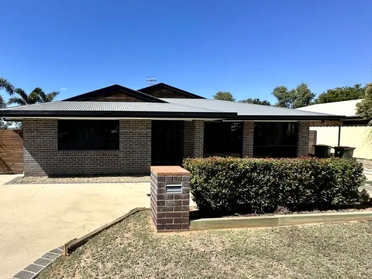 18 LONGMAN Drive, Moranbah QLD 4744