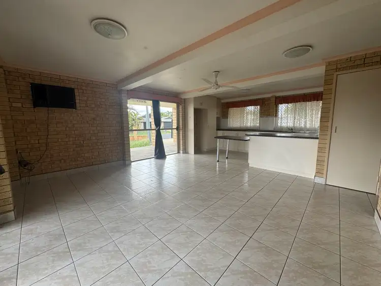 Fifth view of Homely apartment listing, 3/46 Shannon Drive, Moranbah QLD 4744