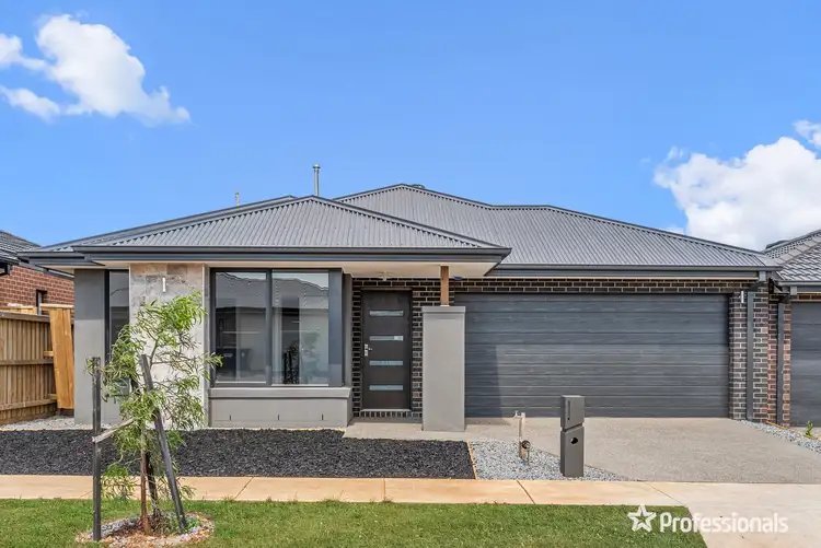 4 Pyramid Street, Bonnie Brook VIC 3335