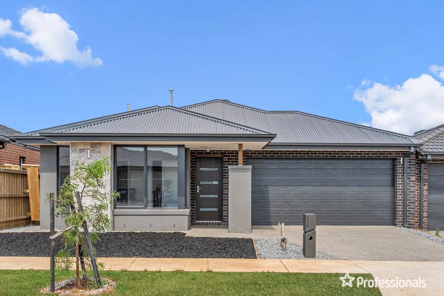 Main view of Homely house listing, 4 Pyramid Street, Bonnie Brook VIC 3335