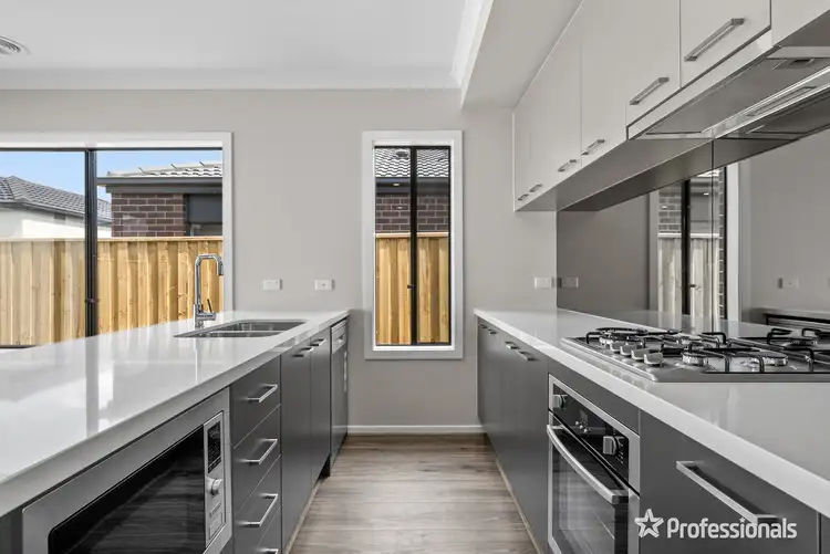 Fourth view of Homely house listing, 4 Pyramid Street, Bonnie Brook VIC 3335