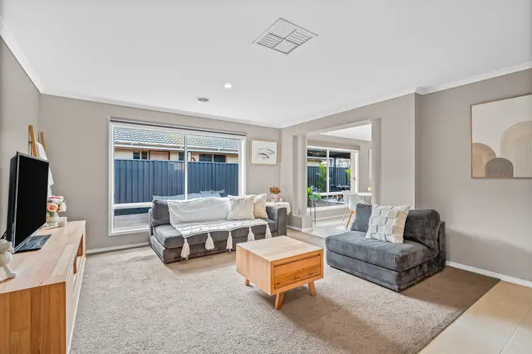 Third view of Homely house listing, 12 Hillview Court, Hillside VIC 3037