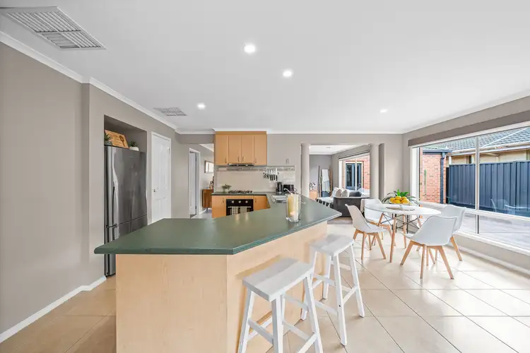 Fourth view of Homely house listing, 12 Hillview Court, Hillside VIC 3037