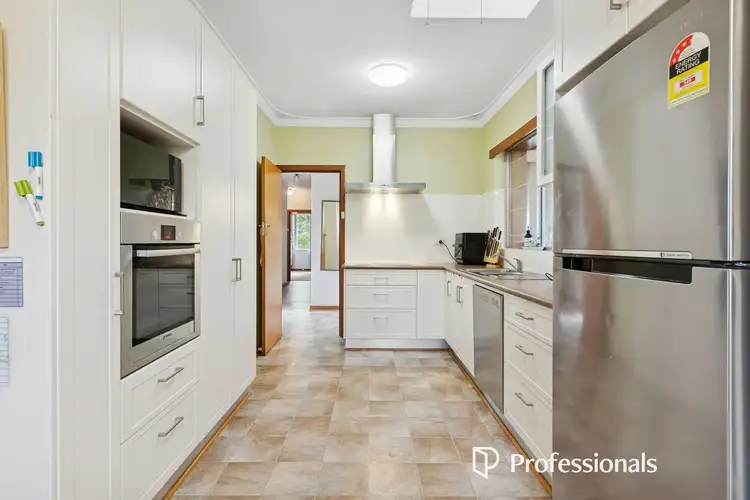 Fourth view of Homely house listing, 2 Malumba Crescent, Lesmurdie WA 6076